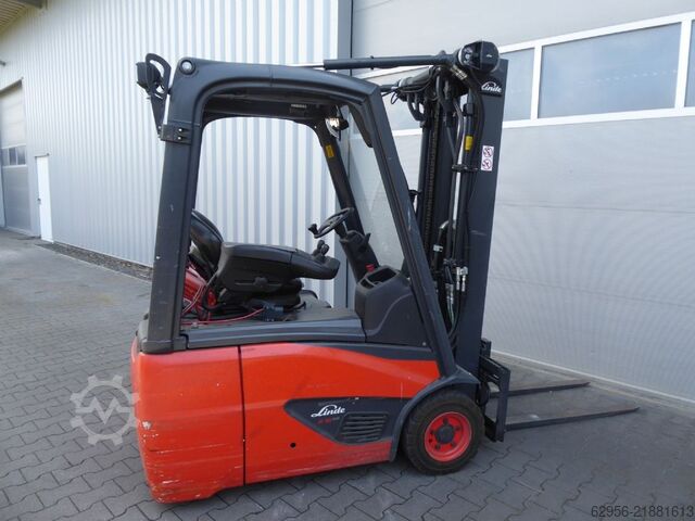 Elektrische vorkheftruck 3 wielen Linde E16C