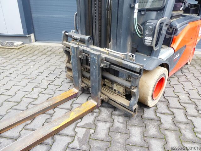 Elektro 4 Rad-Stapler Linde E20PL