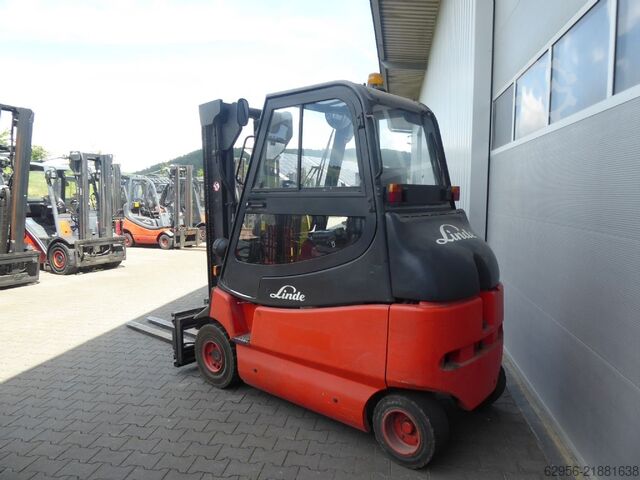 Chariot élévateur électrique à 4 roues Linde E25-03/600