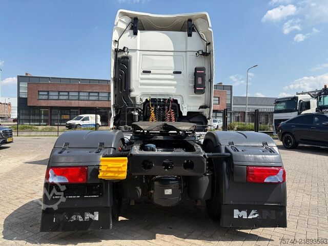 Tracteur standard MAN TGX 18.470 + RETARDER + EURO 6 + 2x in stock