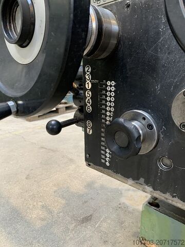 Univerzalna glodalica Alcera 100 M