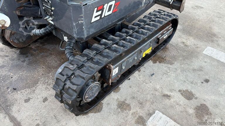 Minikoparka Bobcat E10 Z (BE MACHINE / 438H / MIN WIDTH 0.73M / TO...