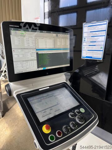 Centro de usinagem horizontal DMG MORI NHX 5000