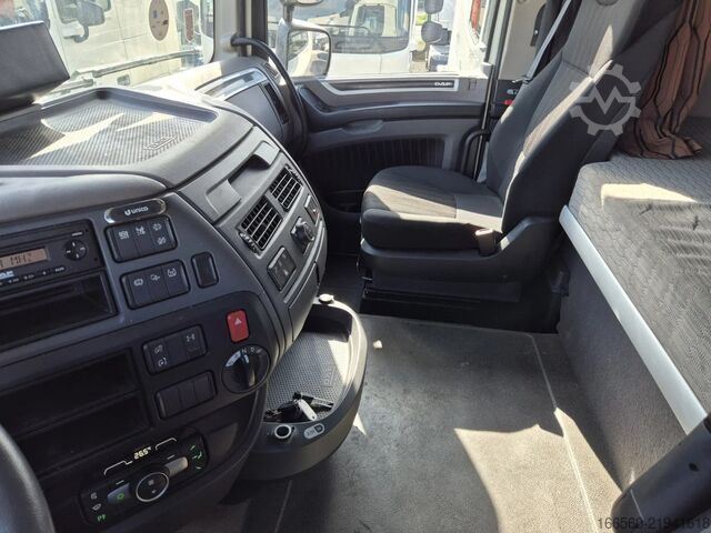 Sustancias peligrosas DAF XF 480 FT SPACE CAB ADR ZF INTARDER