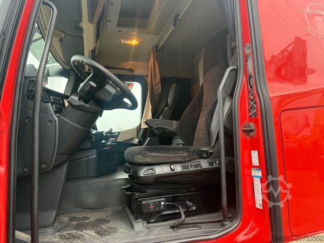 Τυπική μονάδα τράκτορα MERCEDES-BENZ 1845 Actros mit Goldhofer STN L3 Tieflader Rampe