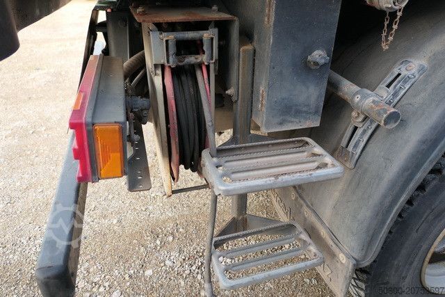 Road sweeper MERCEDES-BENZ 1323 L Atego 4x2, Faun Vaajet 6 R, Wassertank