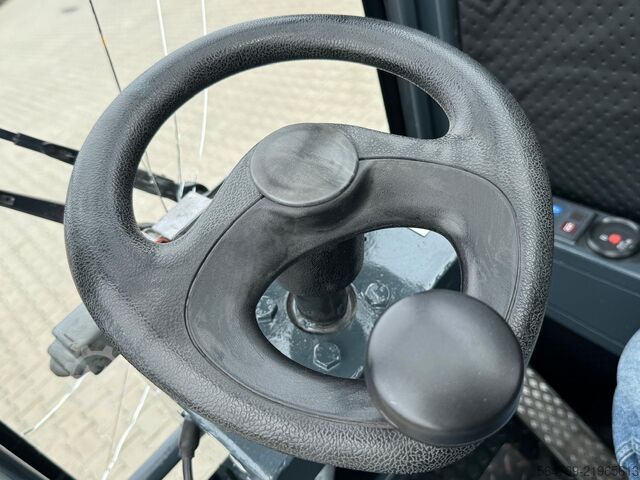 Zijlader heftruck Linde S40 // LPG // Only 1550 hours
