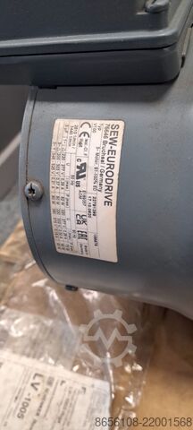 Motor elétrico SEW-EURODRIVE KA87/T R57 DRN100LS4/V