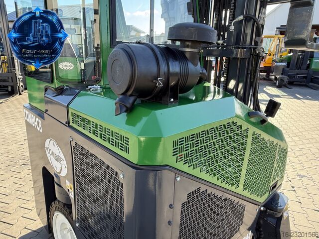 Carretilla retráctil de 4 vías Combilift C2500CB DIESEL TRIPLEX 6000 POSITIONER