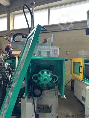 Fröccsöntőgép Arburg 270C 400-70 e²