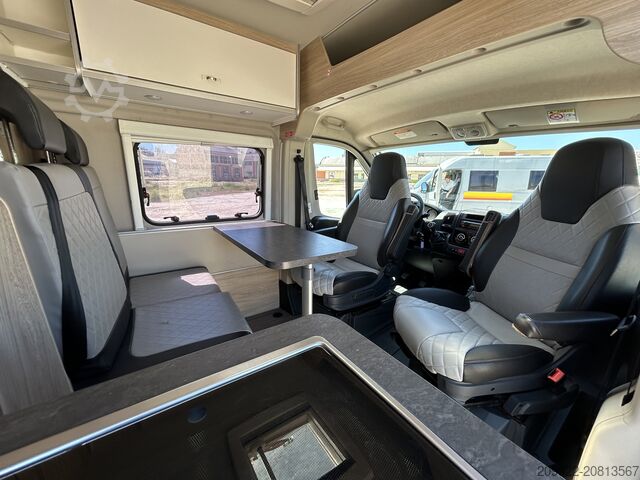 Lakókocsi/lakóautó Fiat Weinsberg Carabus 600 K | 4 Posti Letto | Completamente Attrezzato