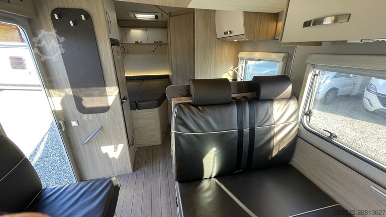 Półzintegrowany kamper Fiat Ducato Carasuite 650 MF 5 | 5 Posti Letto | Semintegrato