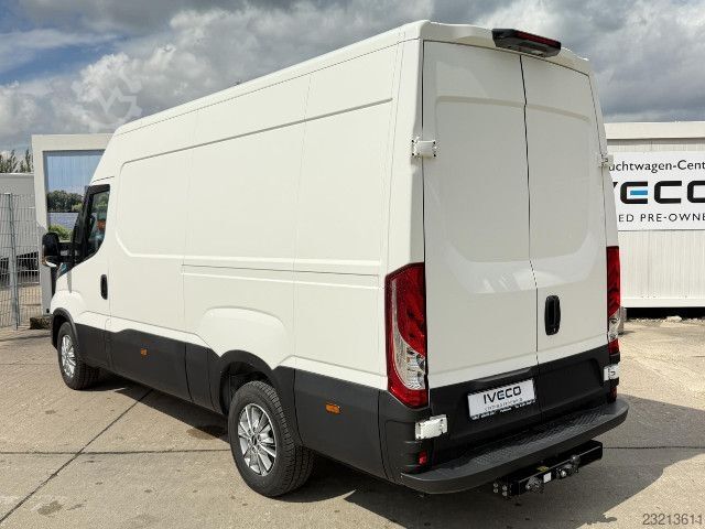 Furgone isotermico frigorifero IVECO 38S14E V Kühlausbau / ACC / LED / RFK / AHK