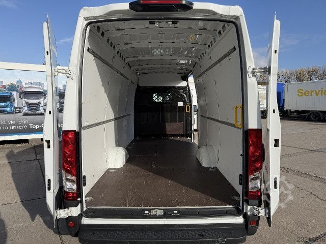 Furgone IVECO 35S16 V MAXI / PDC / DAB