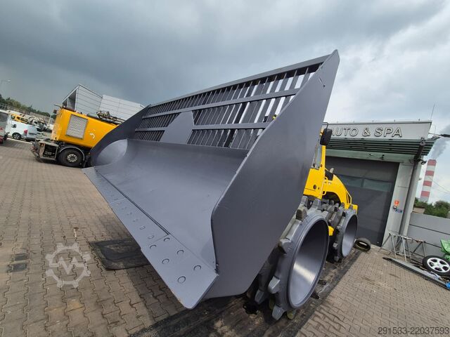 Lerakó tömörítő Bomag BC472 RB - Compactor