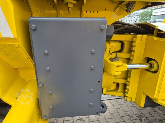 Lerakó tömörítő Bomag BC472 RB - Compactor