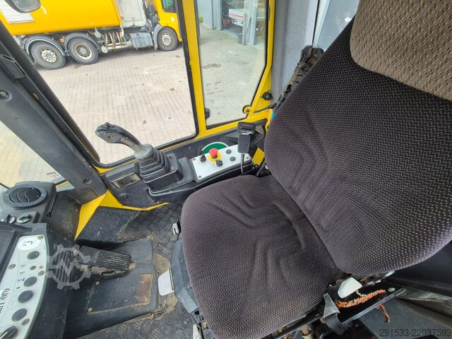 Lerakó tömörítő Bomag BC472 RB - Compactor