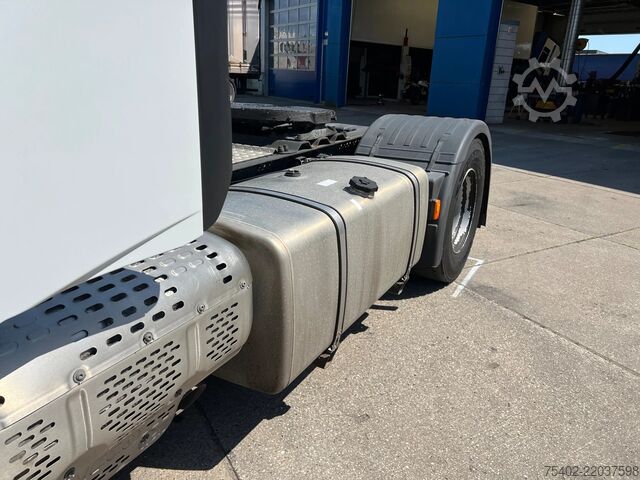 Standaard-SZM Iveco S-WAY 530 / 2x Tank / Intarder / Euro 6E