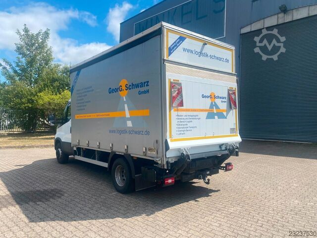 Ponyvával szerelt furgon IVECO Daily 72C18 Hi-Matic Schiebe Plane +LBW