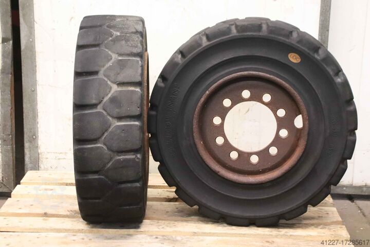 Neumáticos de caucho macizo 2 piezas Bergougnan 250-15 RIM 7.00F-15