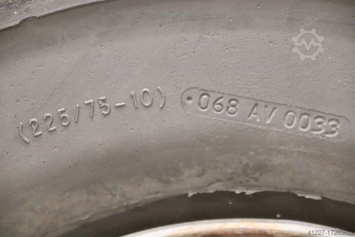 Dæk af massivt gummi 2 stk. Vorwerk Rota 23x9-10 (225/75-10) RIM 6.50 F-10