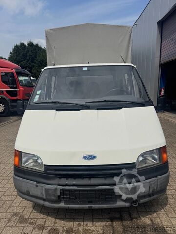 Furgonetka z podwójną kabiną Ford TRANSIT **ESSENCE-PETROL**