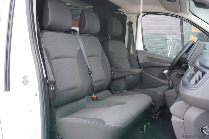 Furgão de painéis Renault Trafic 2.0 dCi 130PK L2 EURO 6 - Airco - Navi -...