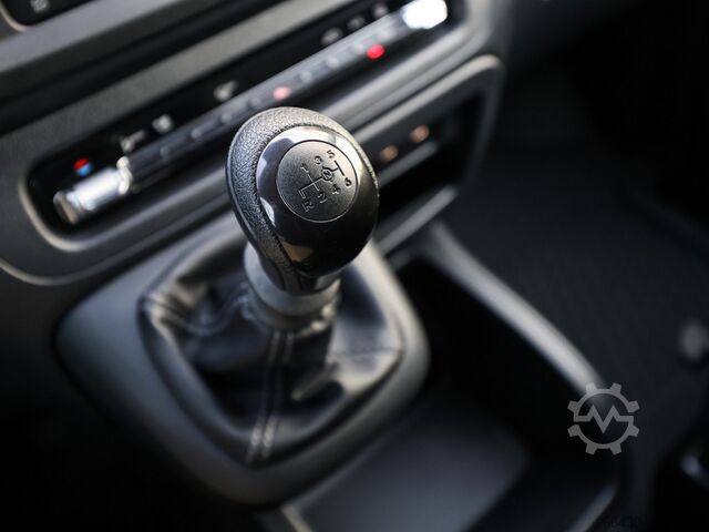 Kassevogn Mercedes-Benz Vito 116 CDI Kasten Neues Modell AHK Standhz.