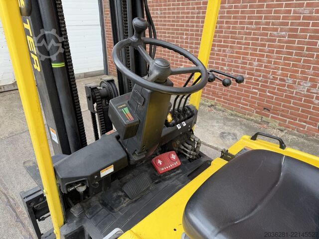 Electric 3-wheel forklift Hyster J1.80XMT
