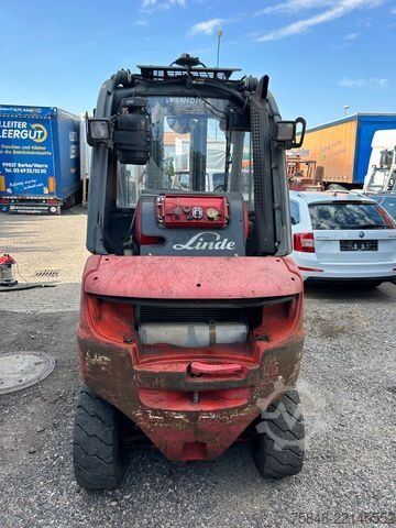 Frontlastare truck LINDE 2 x vorhanden Linde H35T Gas