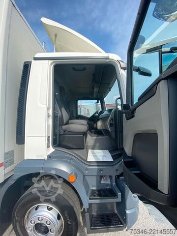 Box truck MAN TGM 15.290 BL/Koffer/3Sitzer/NL8,0 To/LBW/17 tkm