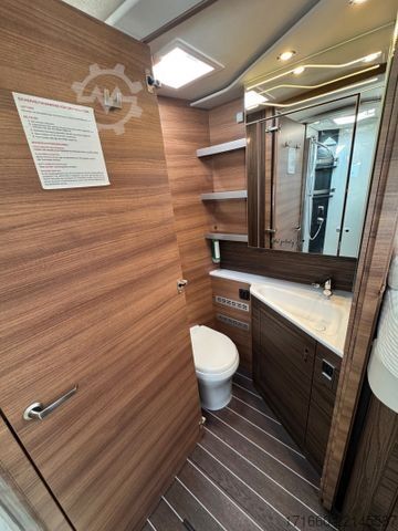 Integrisani kamper KNAUS Sun i 700 LEG