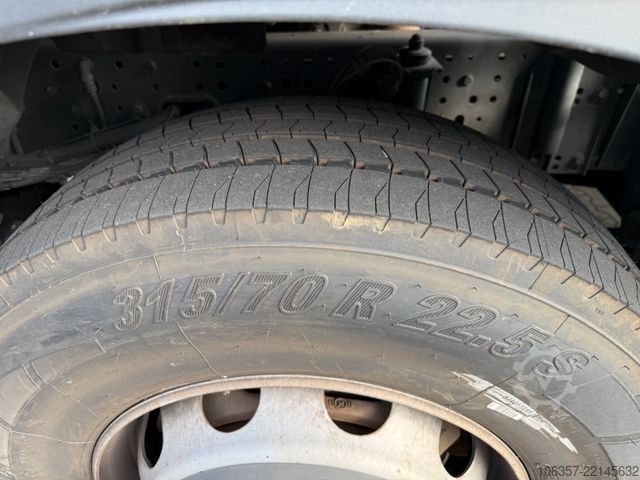 Standardni tegljač IVECO Stralis S-WAY AS440S48T/P Standklima Retarder
