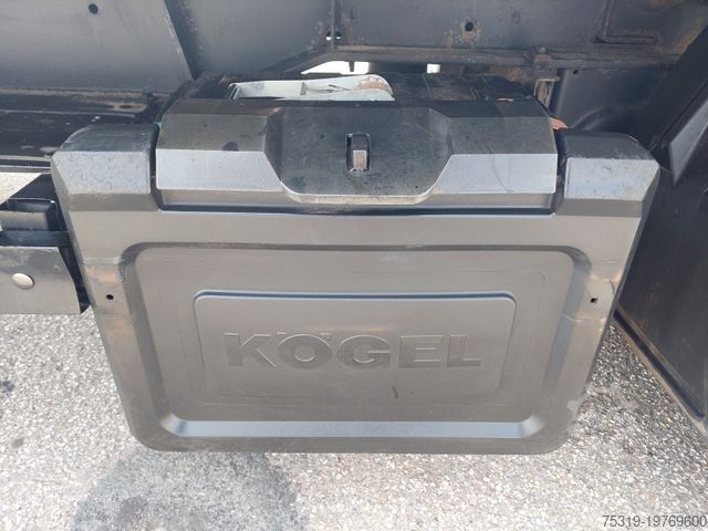 Nyitott félpótkocsi KÖGEL S24 Mega