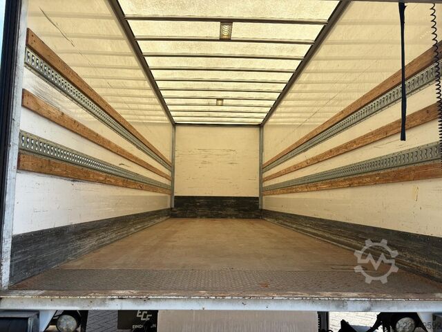 Kufr Iveco 120E 210 + DHOLLANDIA LAADKLEP + EURO 6 + 12T