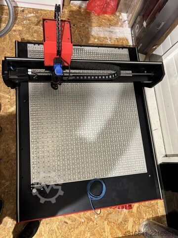 Centrum obróbcze CNC-Technik ALM-1204-002