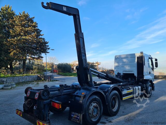 Hooklift truck Renault 