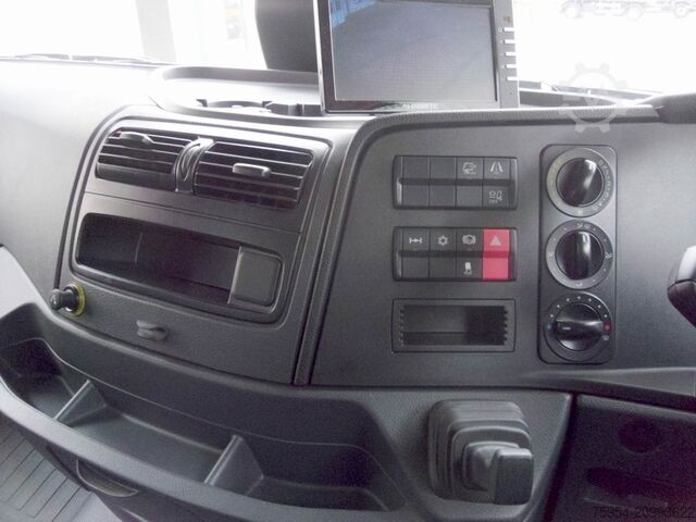 Măturătoare stradală Mercedes-Benz Atego 1323 LKO 4x2 / Themis S7BD