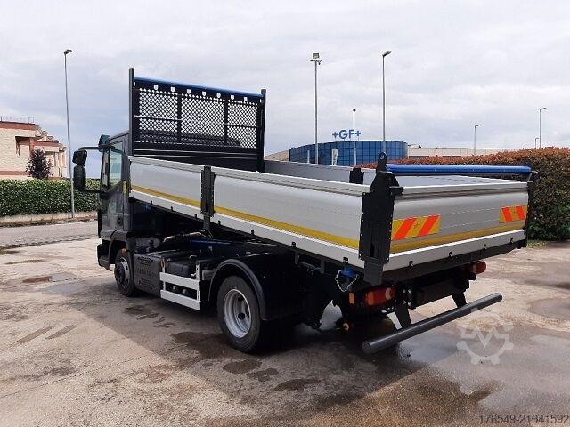 ΤΡΊΠΛΕΥΡΟΣ ΑΝΑΤΡΕΠΌΜΕΝΟΣ Iveco 75E21