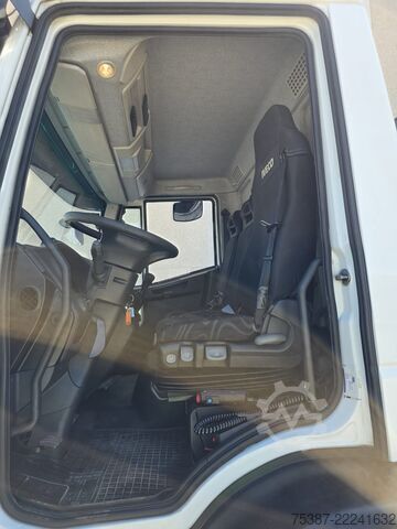 Kamyon şasisi Iveco 180E25K