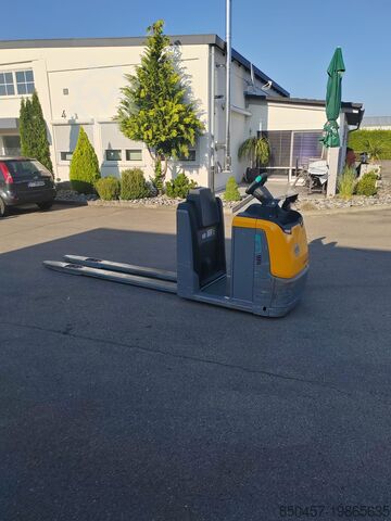 Horisontale ordreplukkere Jungheinrich ECE 225 Li-Ion/ 2.4m/ 2020yy/ 3057mh