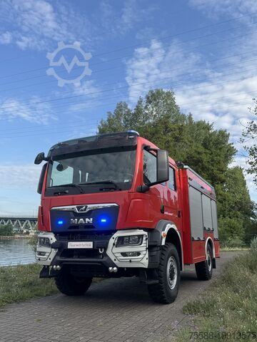 Feuerwehrfahrzeug MAN TLF 3000 Einzelbereifung
