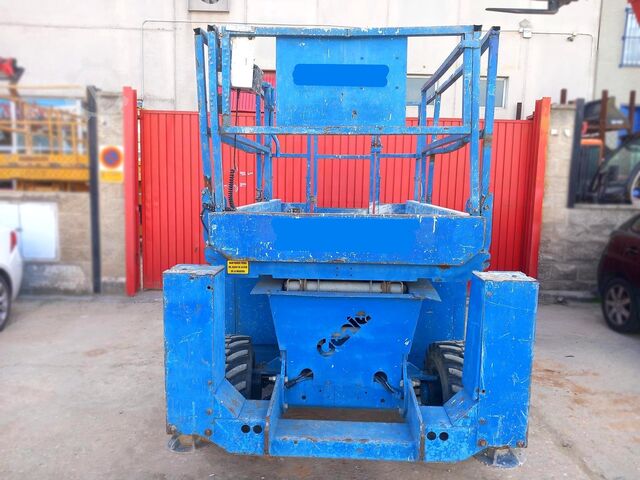 Schaarhoogwerker GENIE GS 2668RT