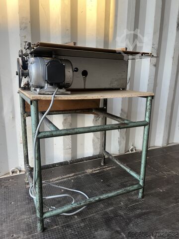 Machine à relier Tünkers