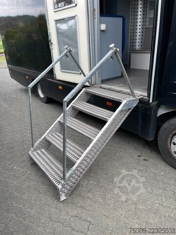 Customized van MERCEDES-BENZ 815 Verkaufsaufbau Markise Klima Standheizung