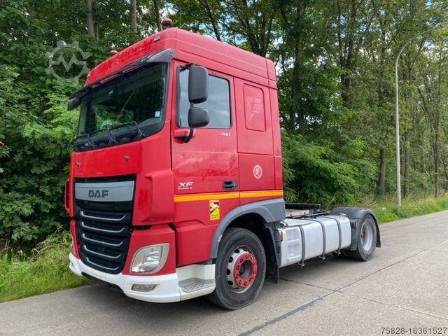 Standart çekici ünitesi DAF XF106.460  Schaltgetriebe/ Retarder