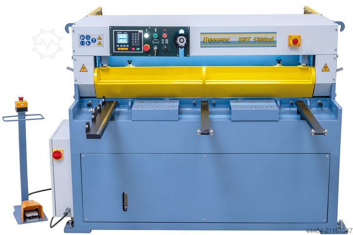 Guilhotina hidráulica Bernardo HST 1300 x 4