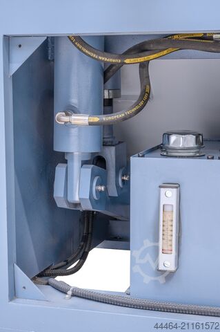 Guilhotina hidráulica Bernardo HST 1300 x 6