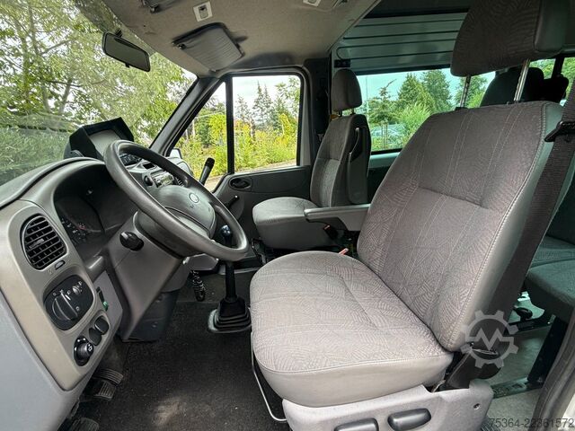 Minibus FORD Transit 2.0 TdCi 74 Kw L2H3 9 Sitze+Lift+Klima
