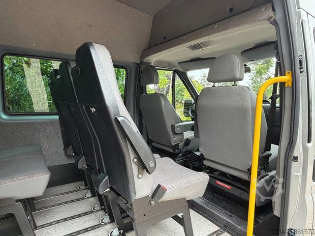 Minibus FORD Transit 2.0 TdCi 74 Kw L2H3 9 Sitze+Lift+Klima